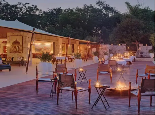 SUJÁN Sher Bagh camp living